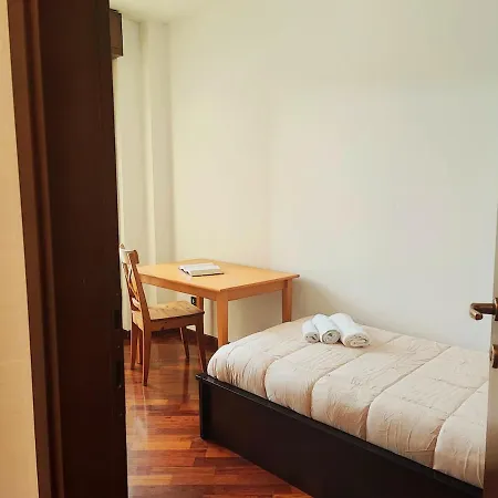Chess House - Spacious With Terrace Apartamento Monza